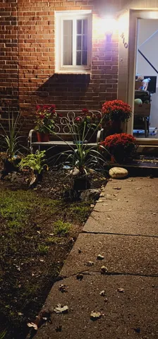 $159,900 | 410 Riverbend Drive, Milan, MI 48160