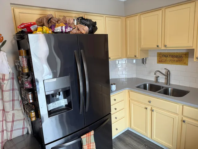 $159,900 | 410 Riverbend Drive, Milan, MI 48160