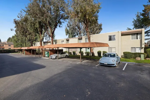 $549,000 | 305 Tradewinds Drive, Unit 7, San Jose, CA 95123
