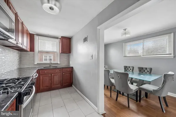 $280,000 | 2201 Windsor Avenue, Drexel Hill, PA 19026