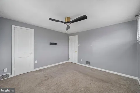 $280,000 | 2201 Windsor Avenue, Drexel Hill, PA 19026