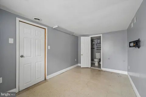 $280,000 | 2201 Windsor Avenue, Drexel Hill, PA 19026