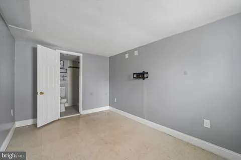 $280,000 | 2201 Windsor Avenue, Drexel Hill, PA 19026