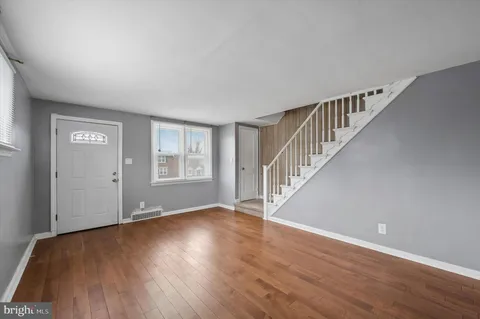 $280,000 | 2201 Windsor Avenue, Drexel Hill, PA 19026