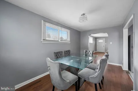 $280,000 | 2201 Windsor Avenue, Drexel Hill, PA 19026