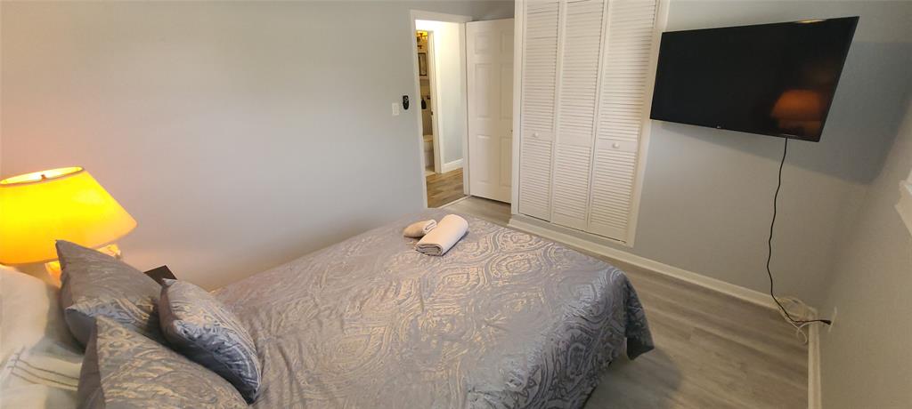 321 Mid Pines Road Palm Springs, FL 33461 - Photo 18 of 22