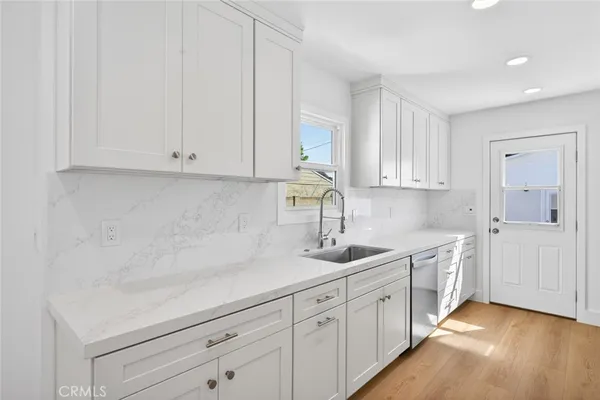 $1,249,000 | 155 Pasadena Avenue, Tustin, CA 92780