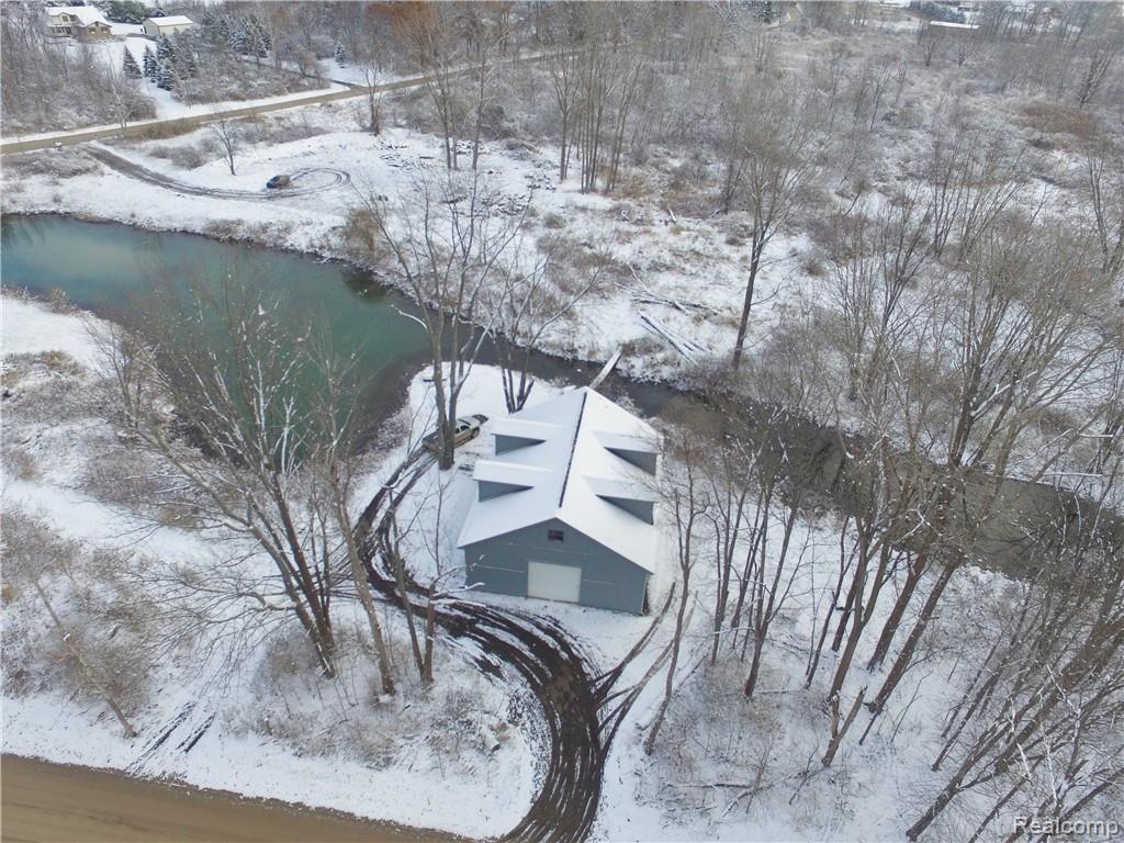 6078 Bergin Road Howell, MI 48843 - Photo 1 of 17