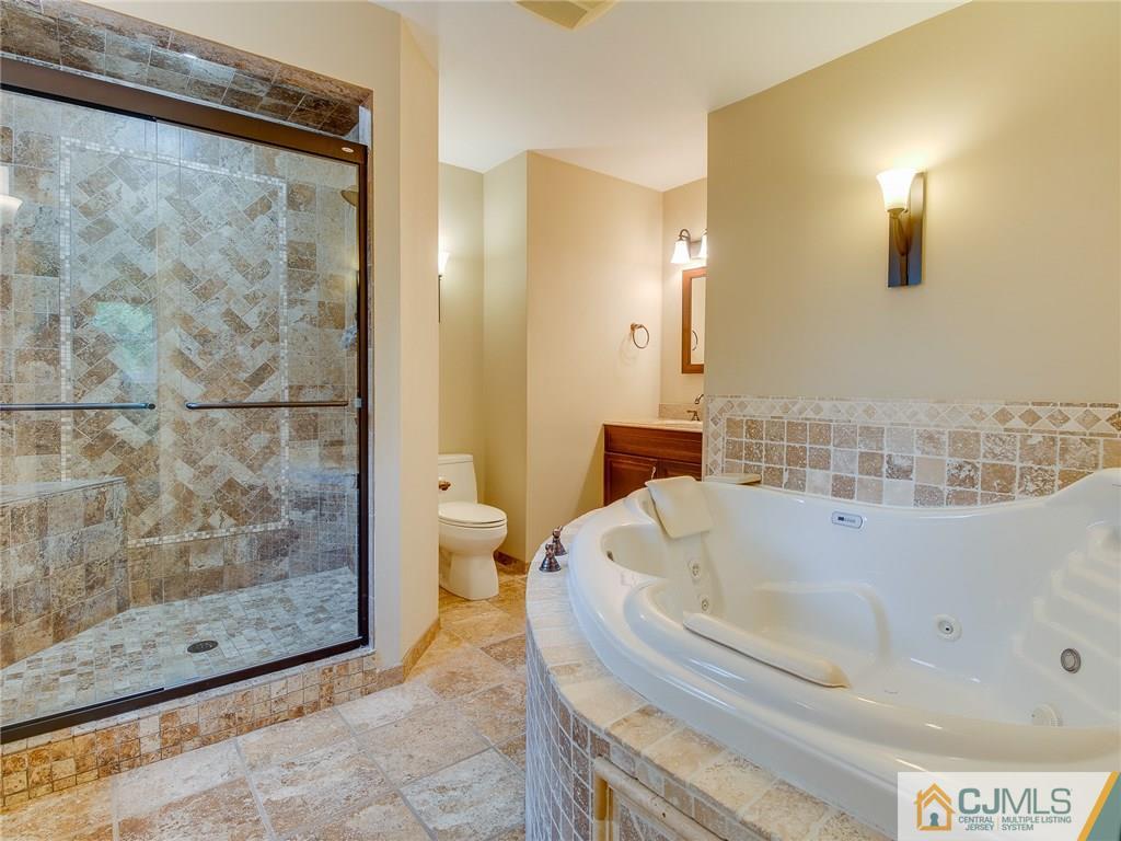 1354 Carlisle Road North Brunswick, NJ 08902 - Photo 8 of 18 Gallery Image 8