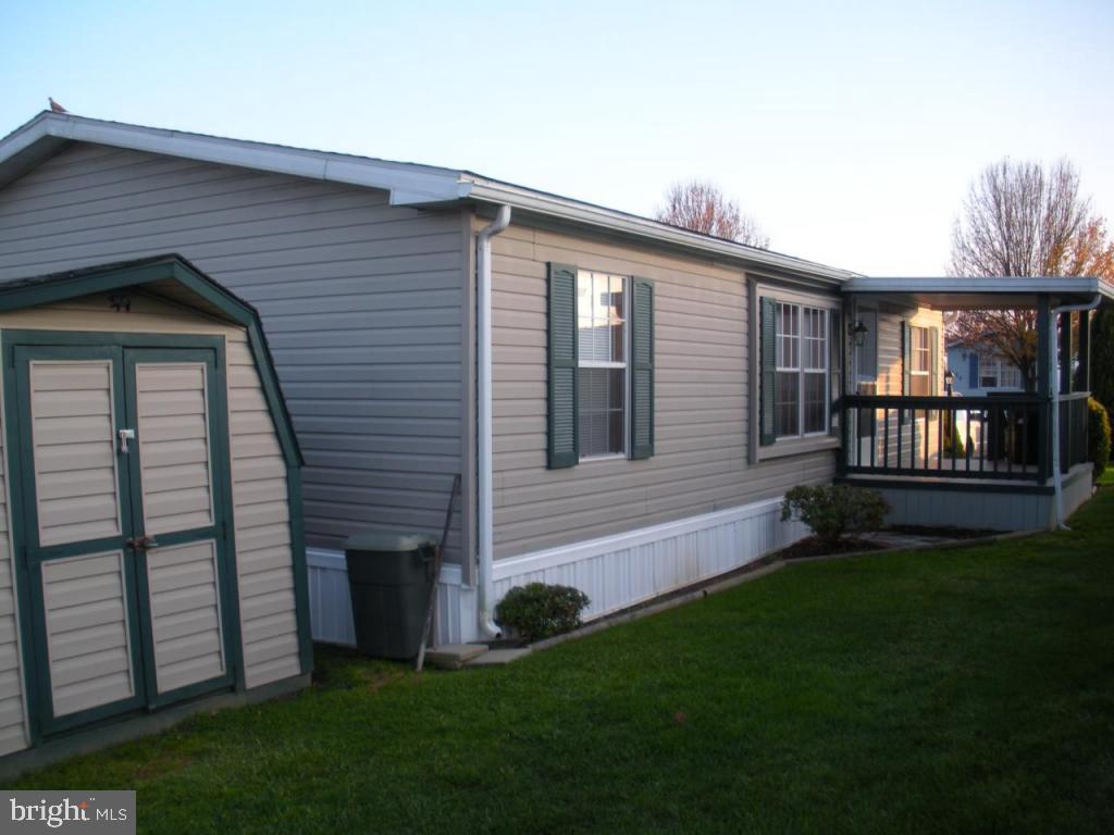 120 Pheasant Road Lancaster, PA 17603 - Photo 2 of 27 Gallery Image 2