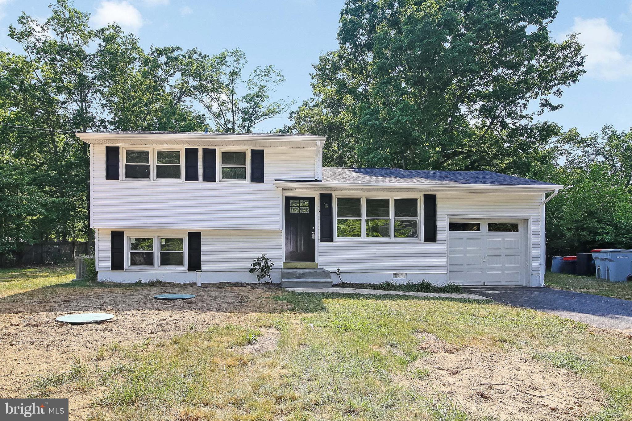 4526 Robin Road Newfield, NJ 08344 - Photo 1 of 25 Gallery Image 1