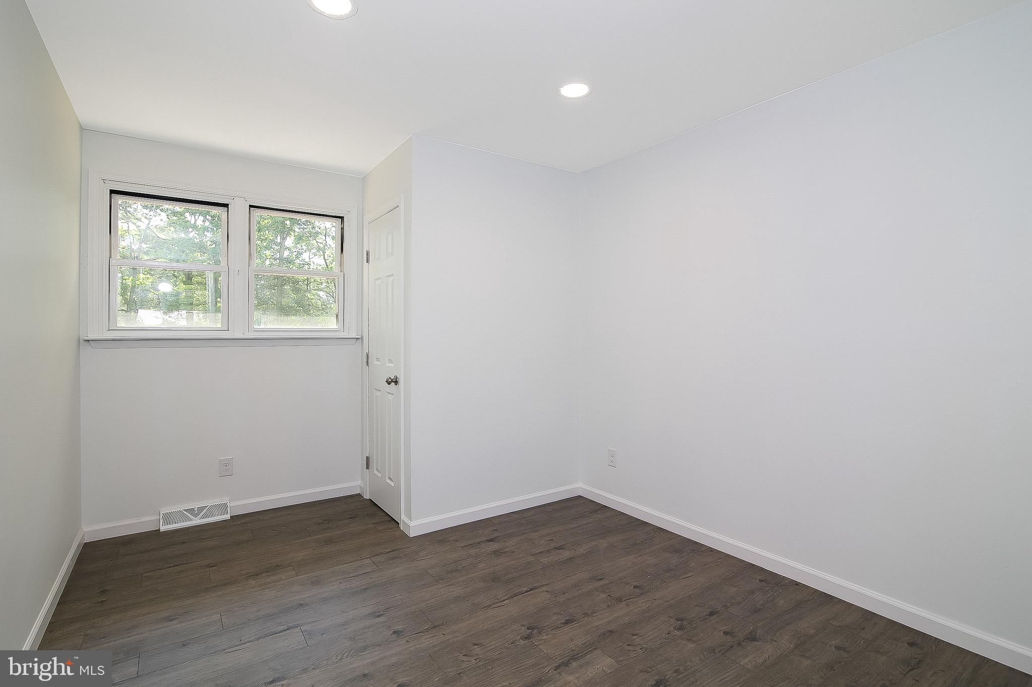 4526 Robin Road Newfield, NJ 08344 - Photo 12 of 25 Gallery Image 12
