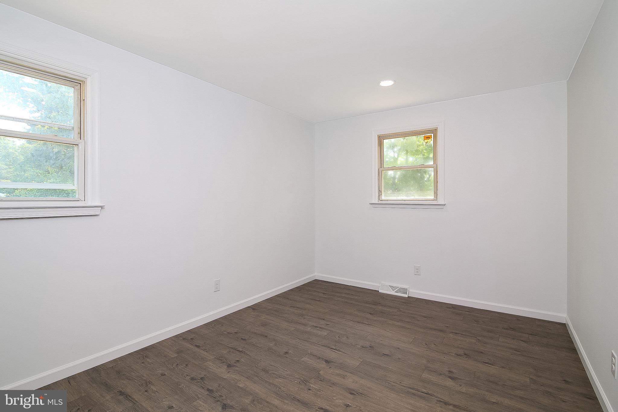 4526 Robin Road Newfield, NJ 08344 - Photo 14 of 25 Gallery Image 14