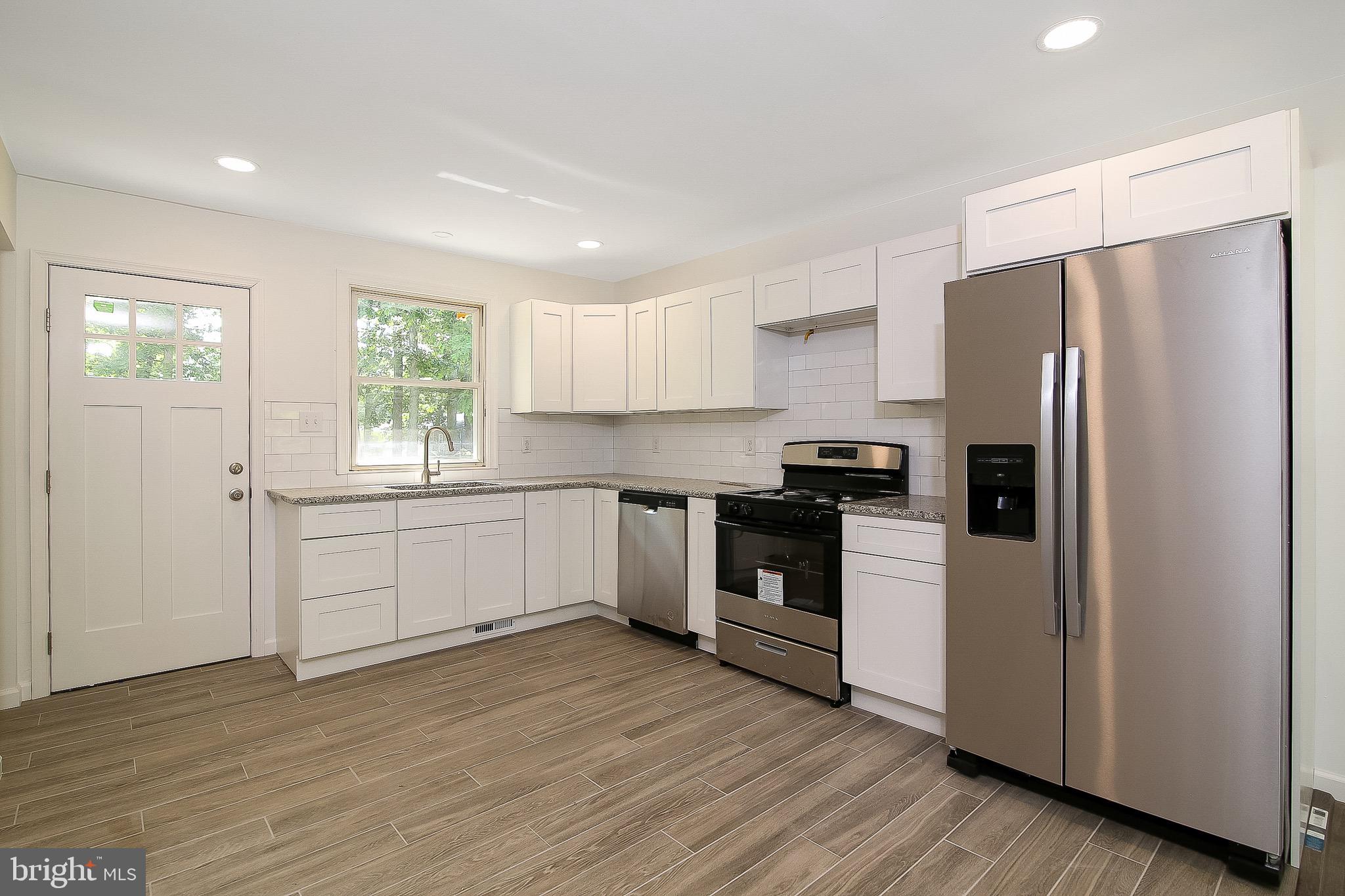 4526 Robin Road Newfield, NJ 08344 - Photo 4 of 25 Gallery Image 4
