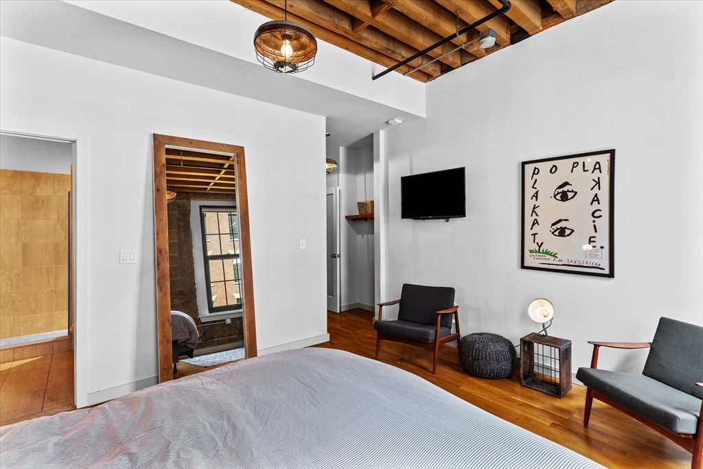 101 Broad Street, Unit 3C Boston, MA 02110 - Photo 17 of 27