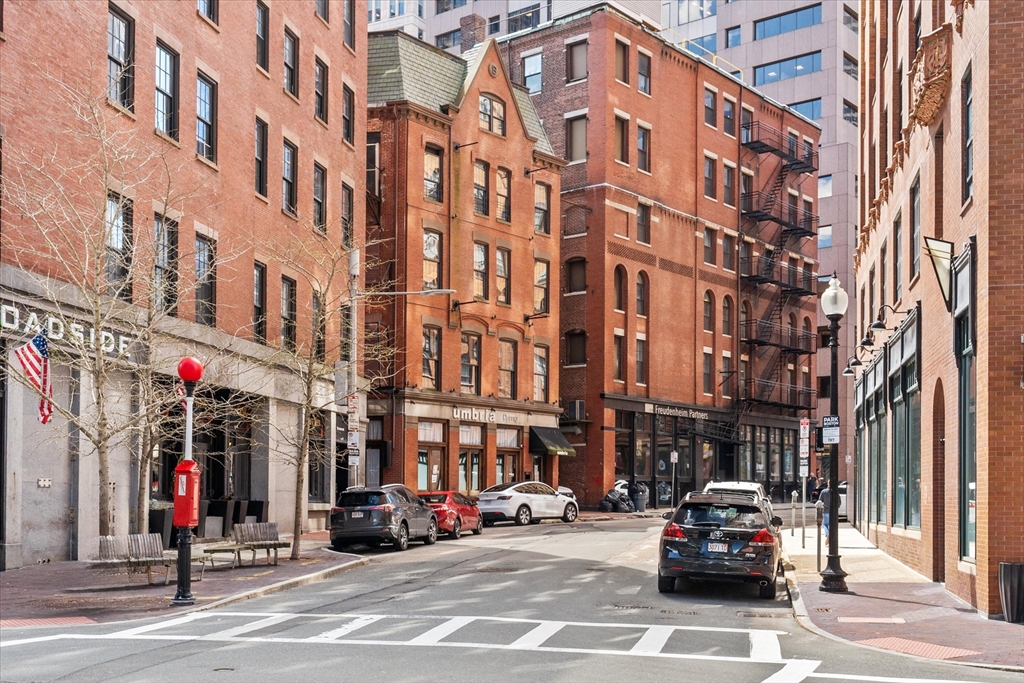 101 Broad Street, Unit 3C Boston, MA 02110 - Photo 25 of 27