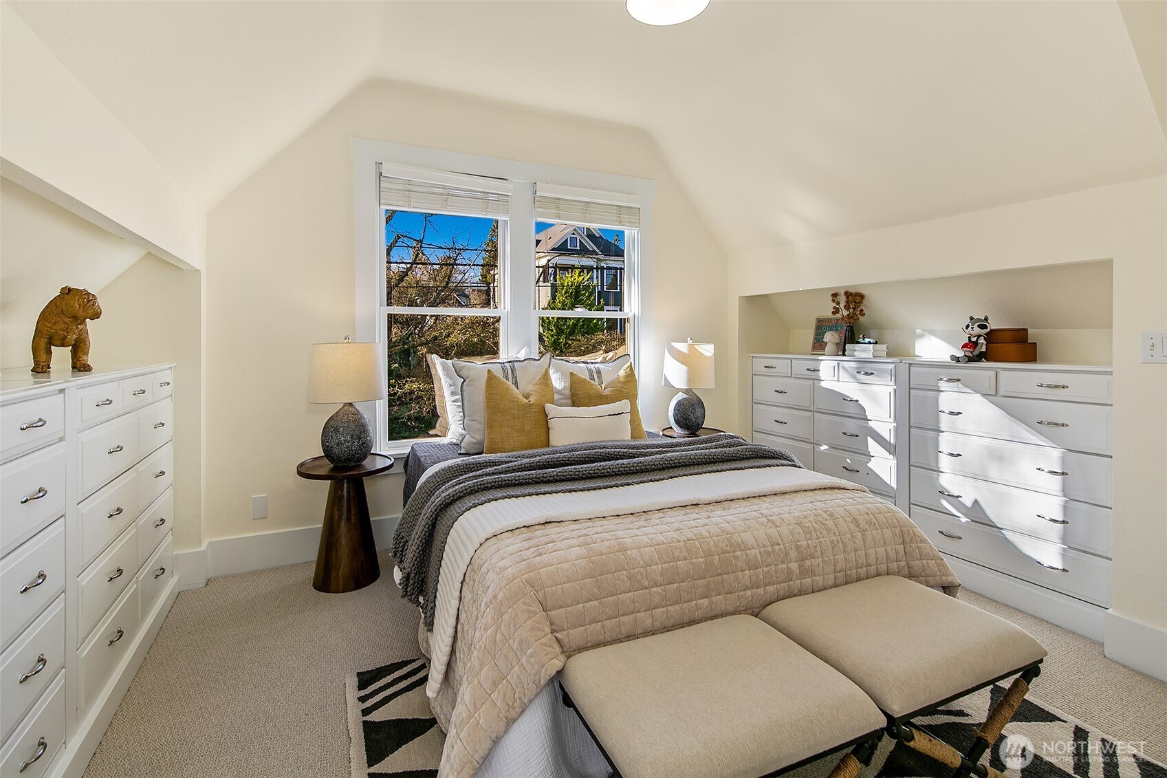 1522 3rd Avenue West Seattle, WA 98119 - Photo 26 of 40