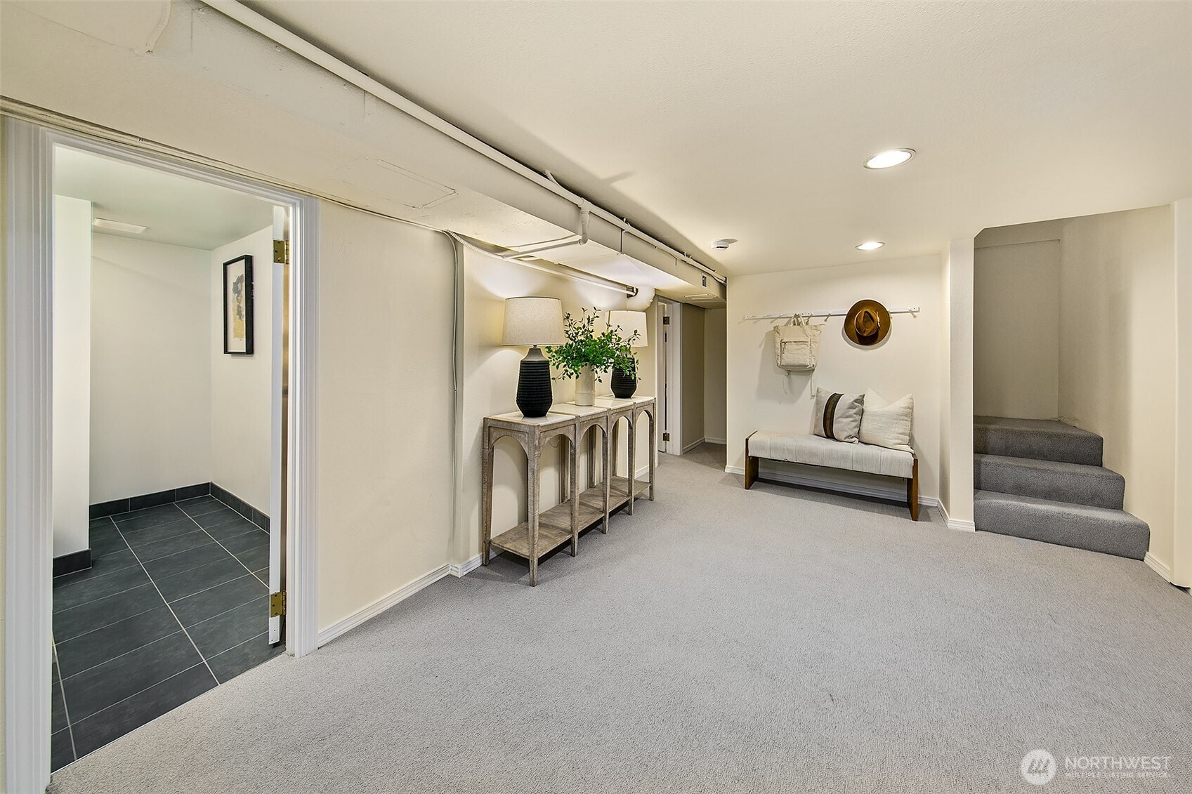 1522 3rd Avenue West Seattle, WA 98119 - Photo 29 of 40