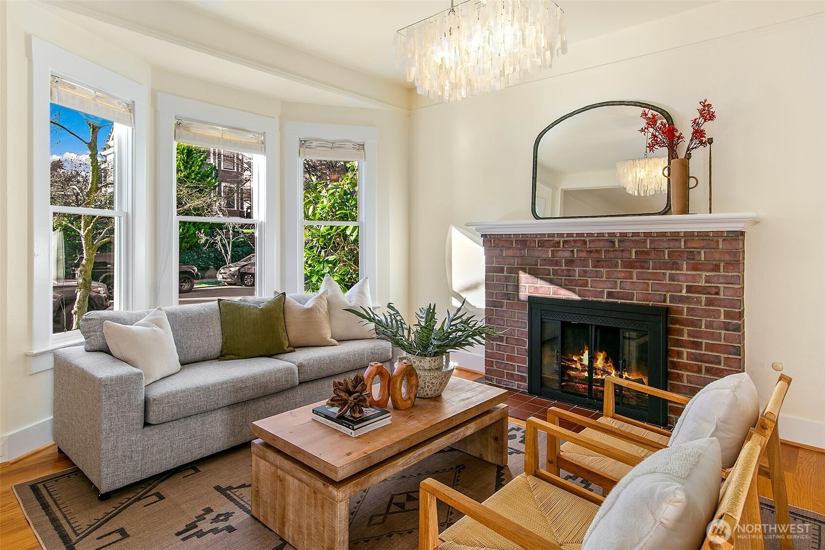 1522 3rd Avenue West Seattle, WA 98119 - Photo 4 of 40