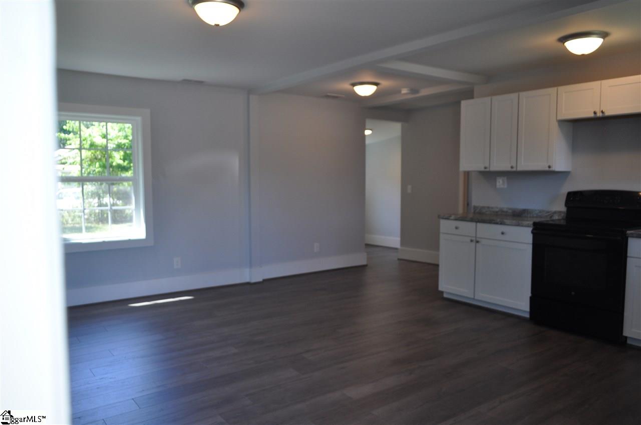 15 Leonard Street Inman, SC 29349 - Photo 7 of 20