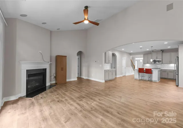 a view of a livingroom with a fireplace