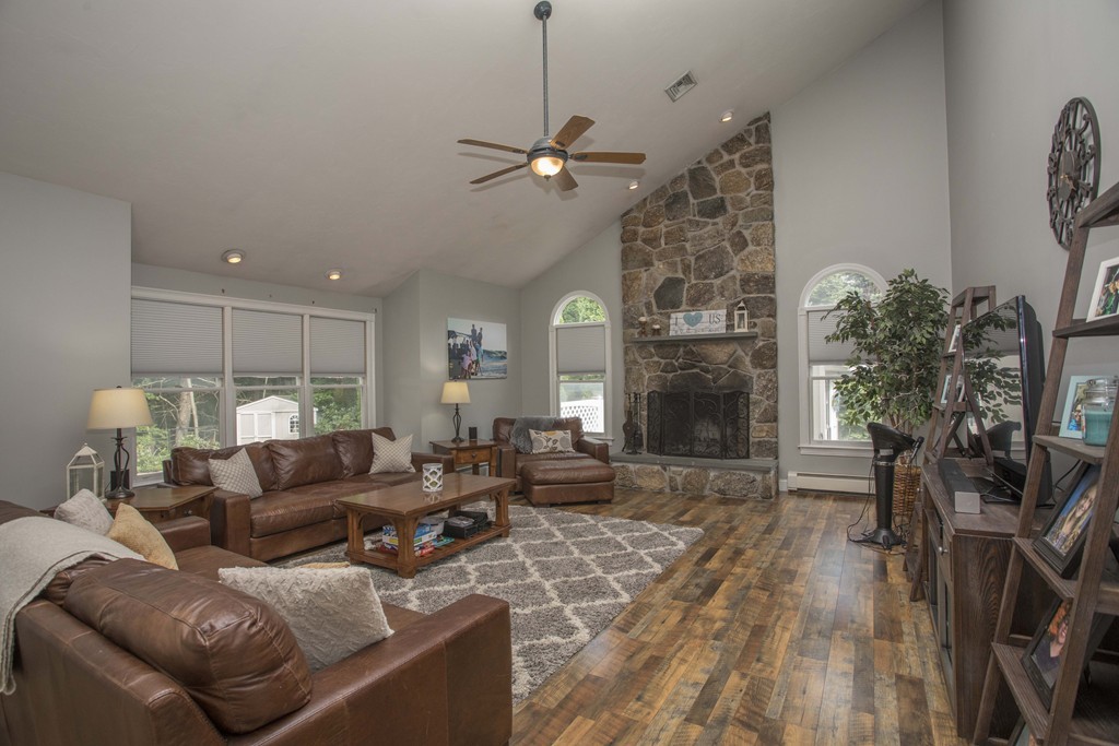 20 Forest Edge Road Easton, MA 02375 - Photo 9 of 30 Gallery Image 9