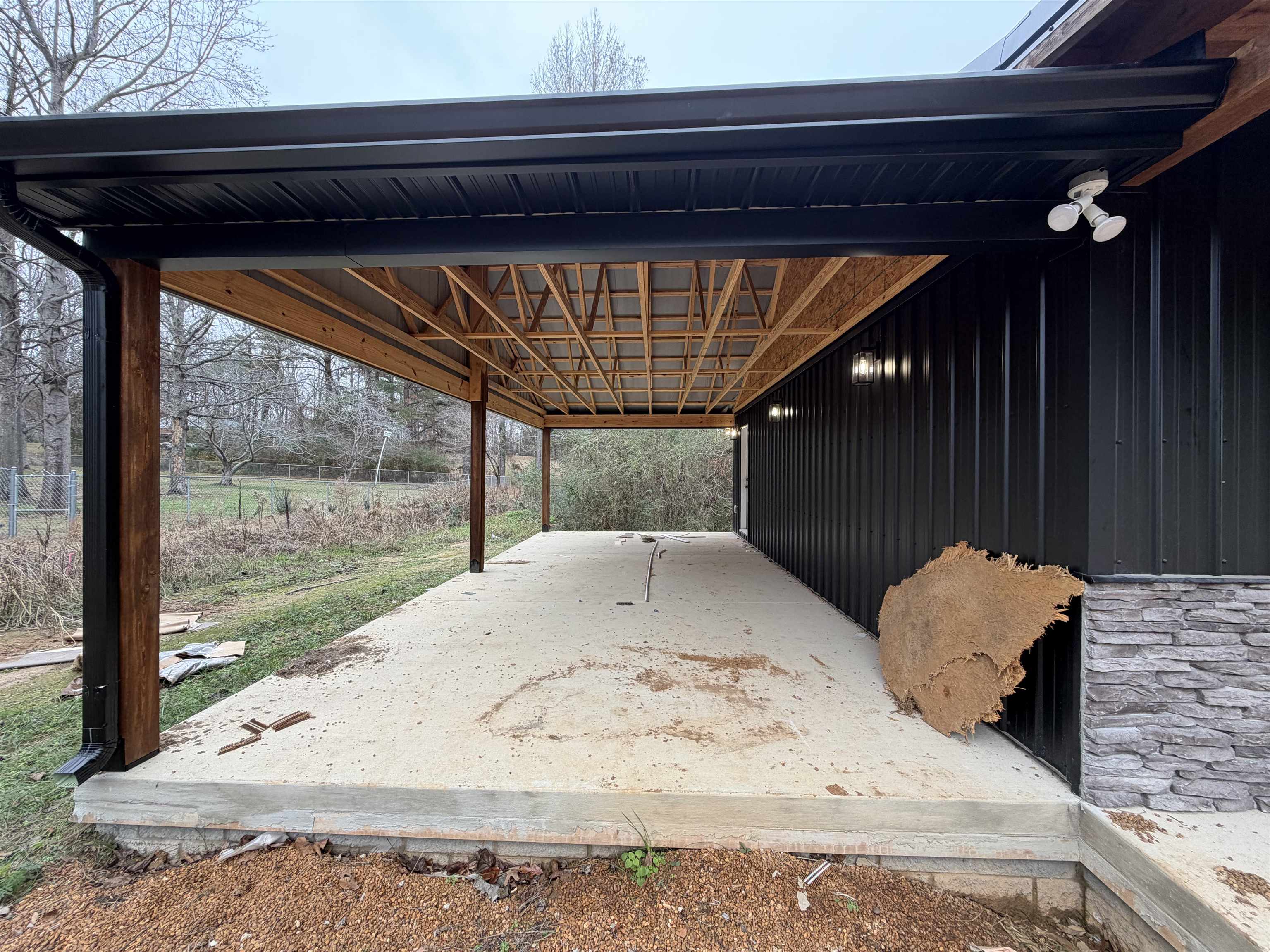 279 Oakgrove Road Selmer, TN 38375 - Photo 2 of 3 a view of entryway