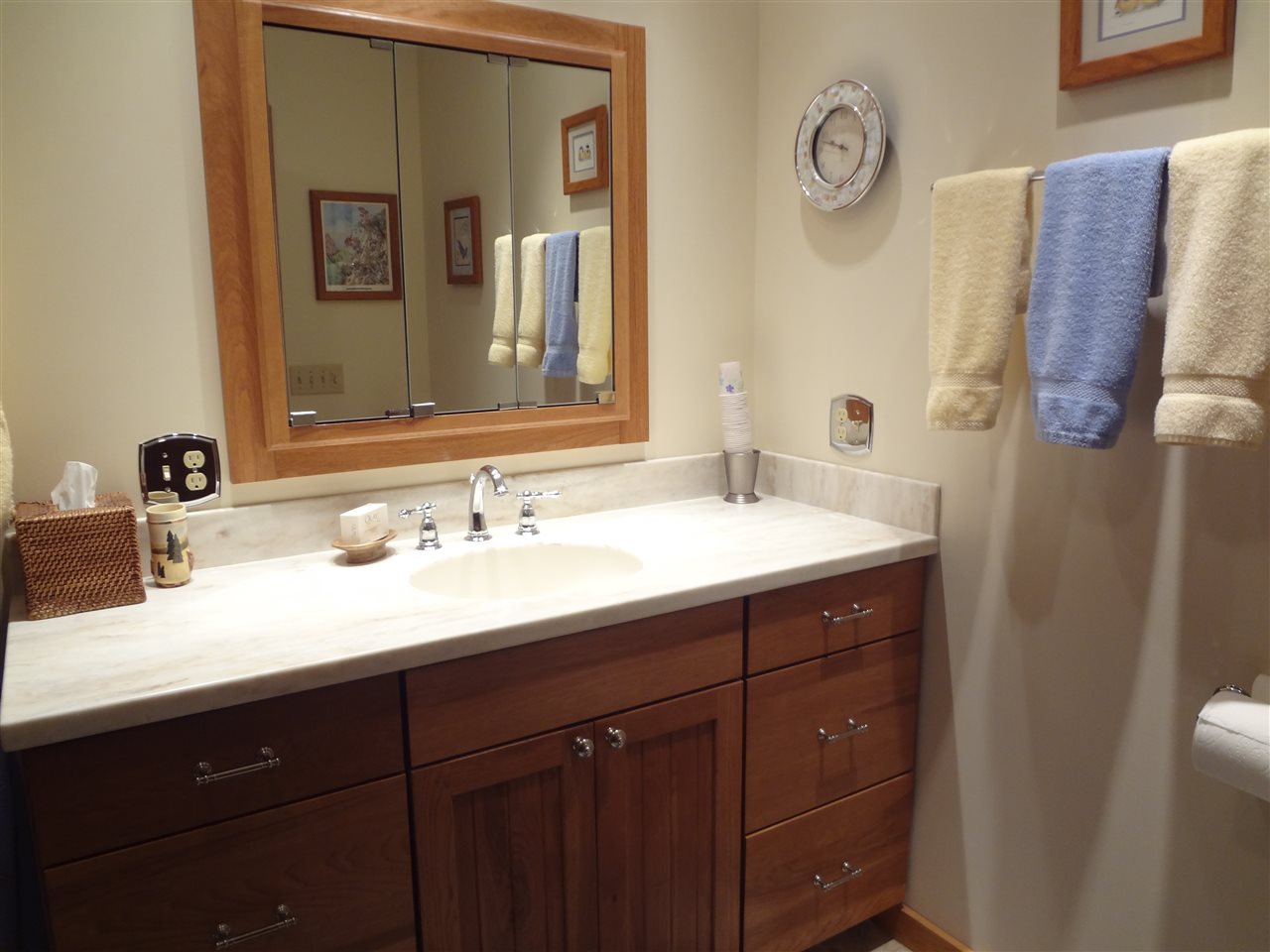 297 Vermont Rte 100, Unit A West Dover, VT 05356 - Photo 14 of 23 Gallery Image 14