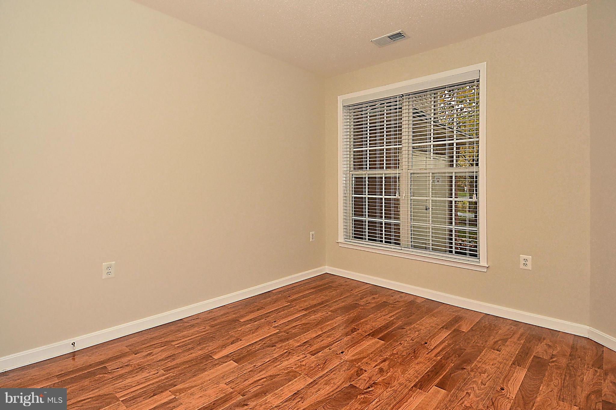 12195 Abington Hall Place, Unit 102 Reston, VA 20190 - Photo 16 of 30 Bedroom