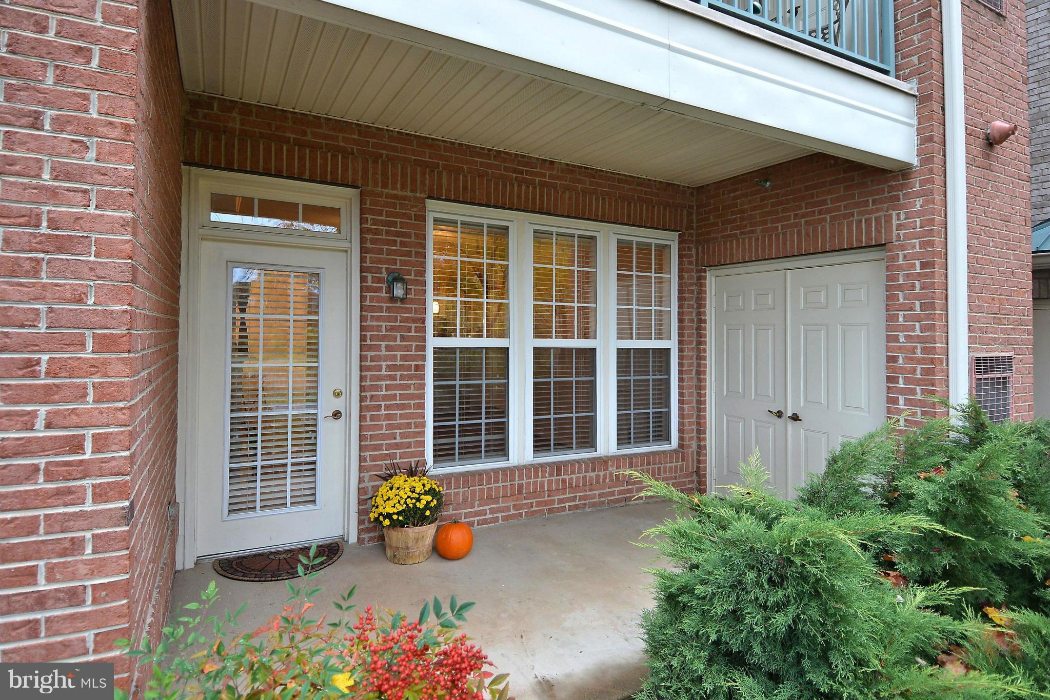 12195 Abington Hall Place, Unit 102 Reston, VA 20190 - Photo 22 of 30 Exterior (Rear)
