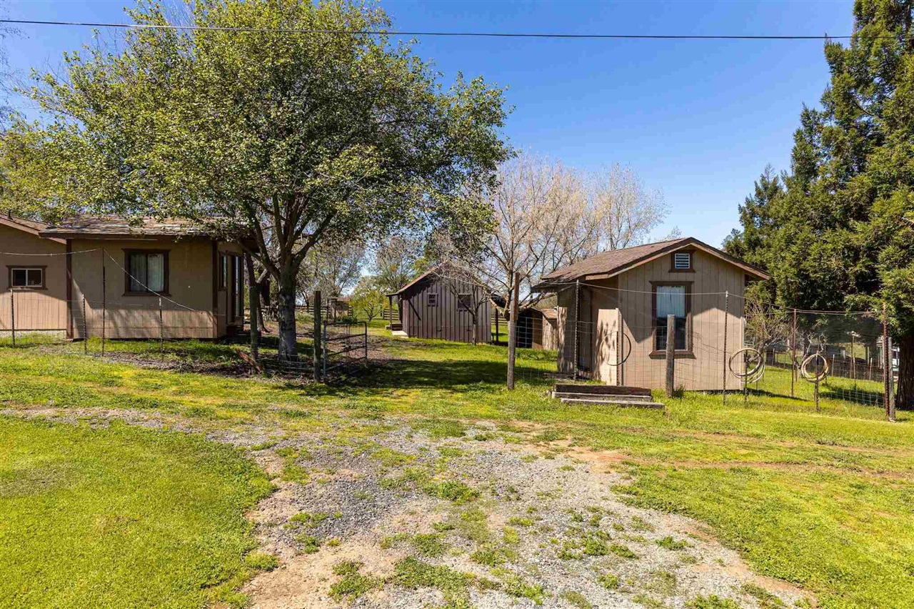 16554 Cocoran Gray Road Groveland, CA 95321 - Photo 26 of 38 View of yard featuring an outdoor structure