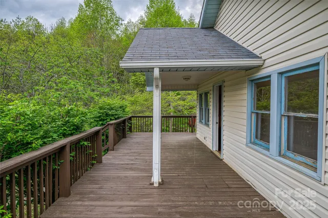 $495,000 | 318 Sandy Way, Burnsville, NC 28714