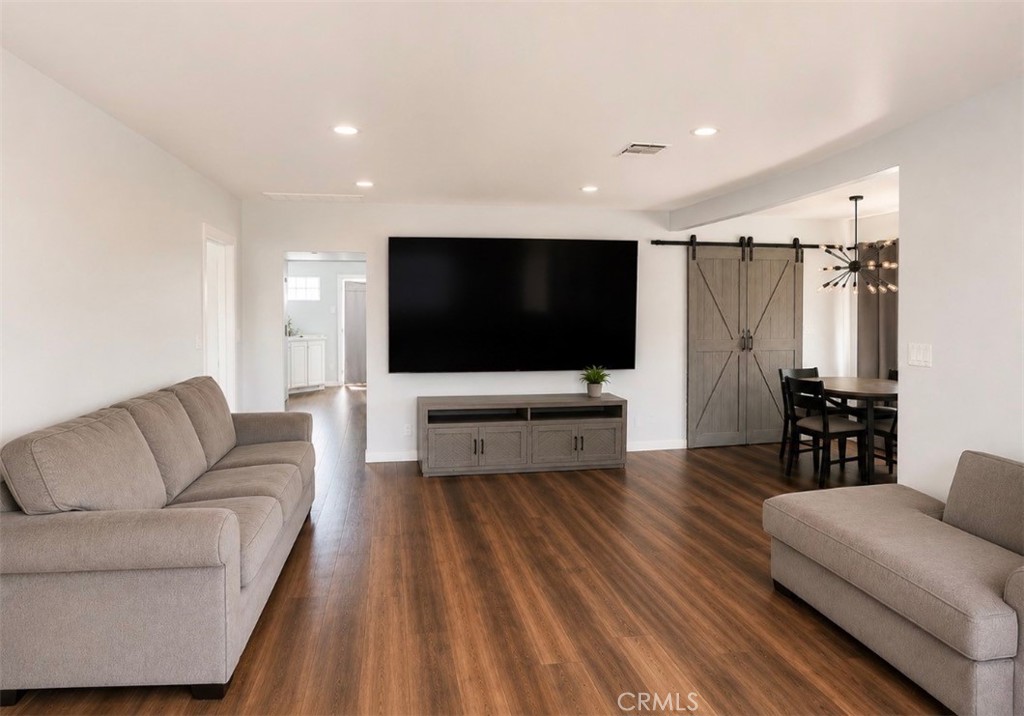 14357 Reis Street Whittier, CA 90604 - Photo 9 of 31 Living room