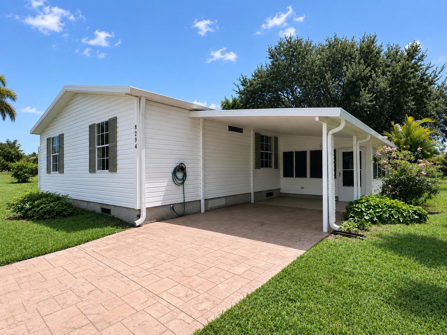 8294 East Club Road Boca Raton, FL 33433 - Photo 3 of 37 Front/Driveway View