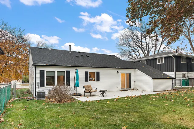 a front view of house with yard