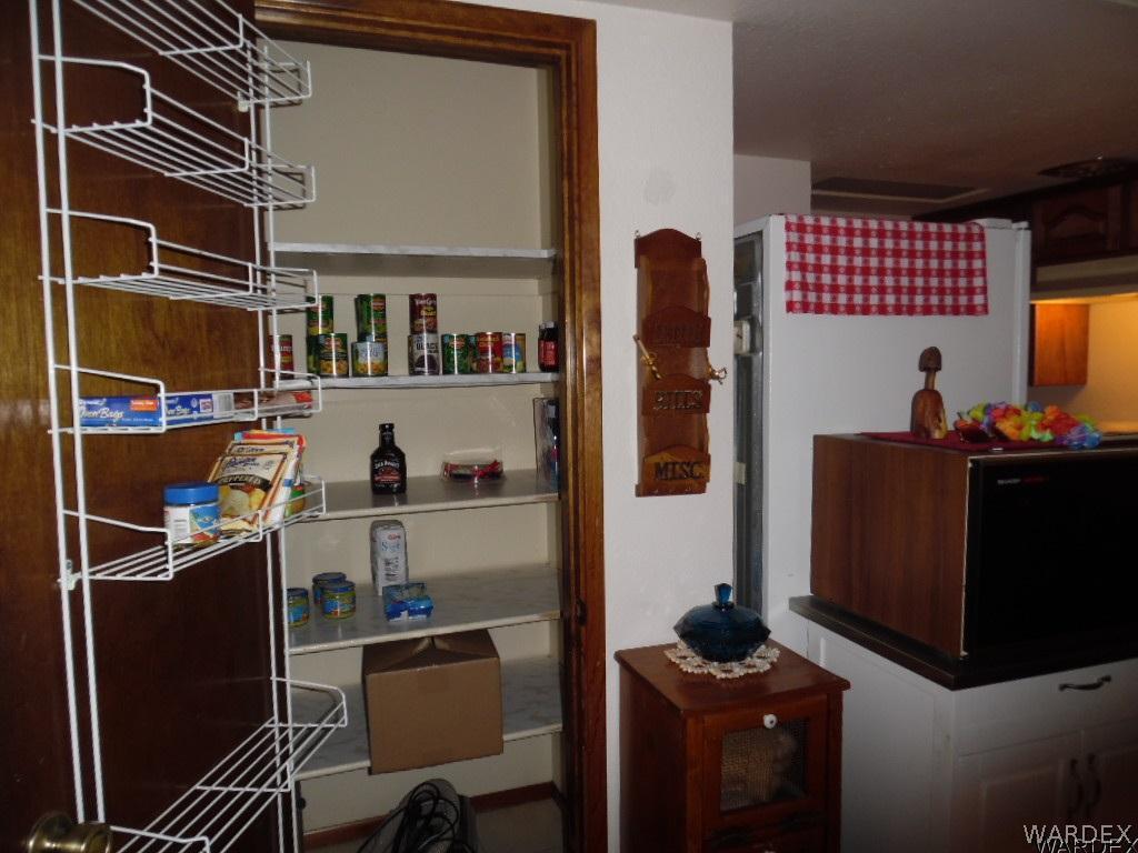 800 Ridgecrest Drive Kingman, AZ 86409 - Photo 13 of 29 Pantry