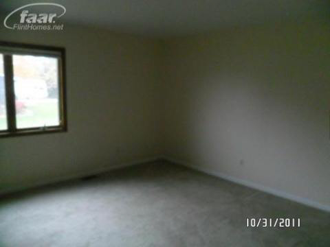 6459 Nollar Road Whitmore Lake, MI 48189 - Photo 10 of 15 20261280-9.JPG