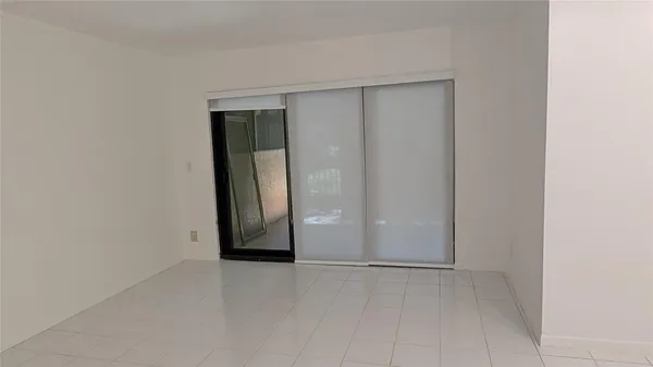 $2,300 | 2372 Northwest 39th Avenue, Pompano Beach, FL 33066