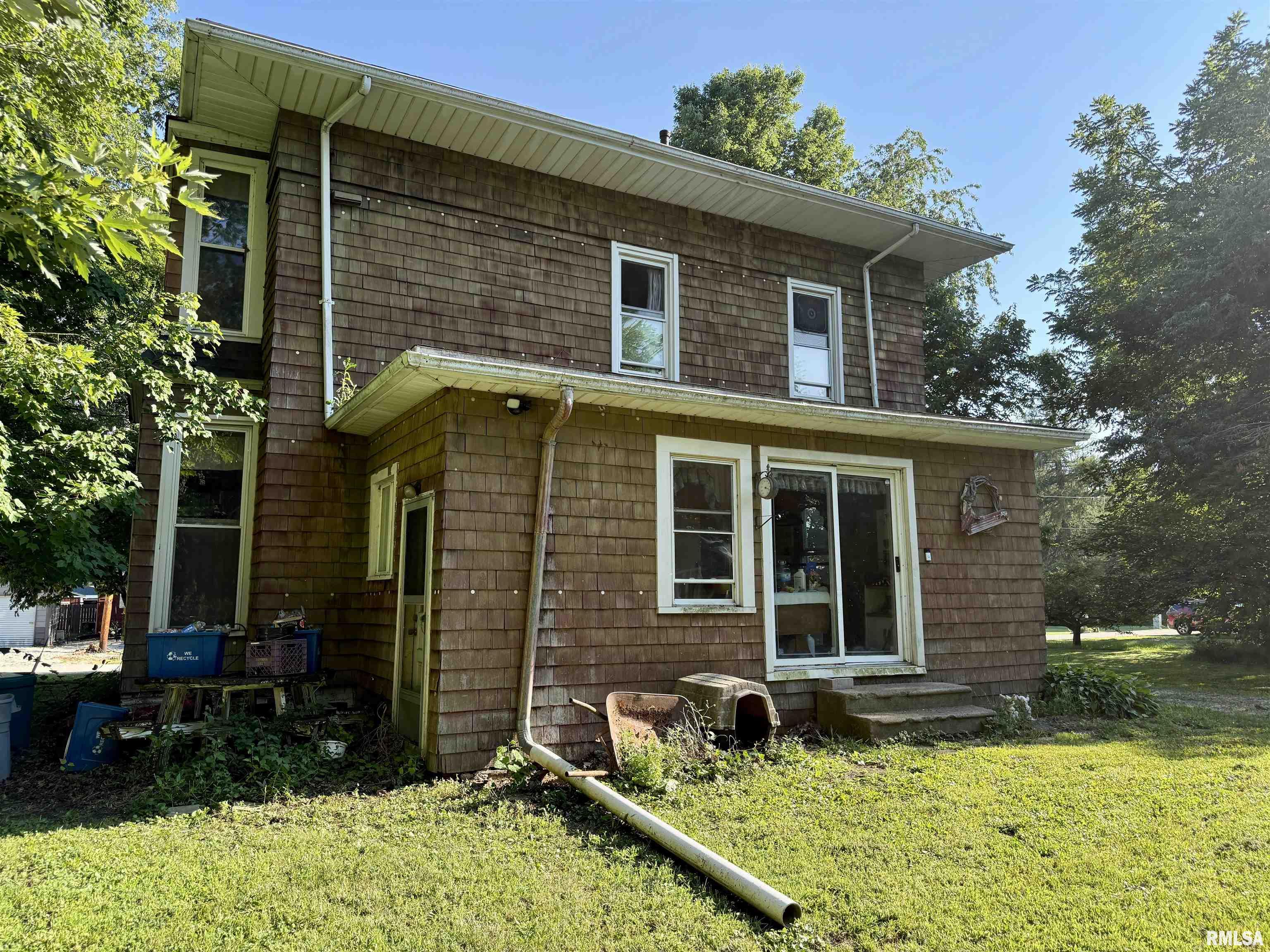 215 West Pine Street Oneida, IL 61467 - Photo 28 of 32 Gallery Image 28