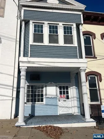 $299,000 | 17 High Street, Newton, NJ 07860