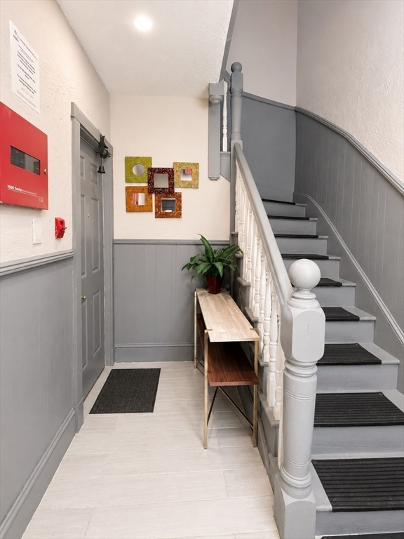 8 Torrey Street Boston, MA 02124 - Photo 9 of 12