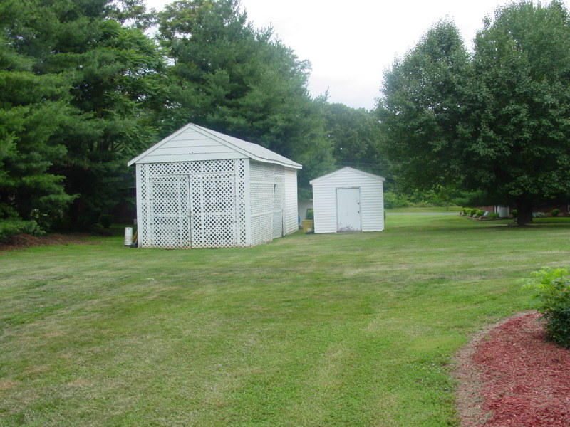 262 Oak Drive Blue Ridge, VA 24064 - Photo 9 of 33 RV carport with workshop & storage bld