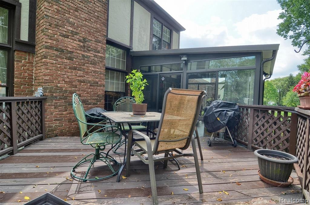 1237 Sandy Ridge Drive Rochester Hills, MI 48306 - Photo 34 of 35