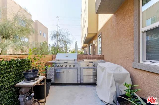 $725,000 | 12807 Watt Lane, Unit D, Sylmar, CA 91342