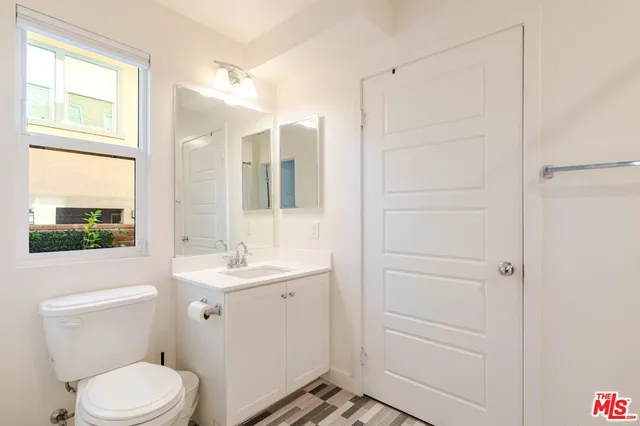 $725,000 | 12807 Watt Lane, Unit D, Sylmar, CA 91342