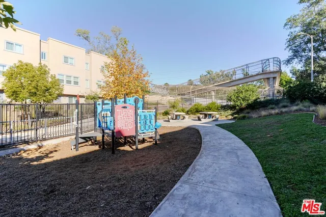 $725,000 | 12807 Watt Lane, Unit D, Sylmar, CA 91342