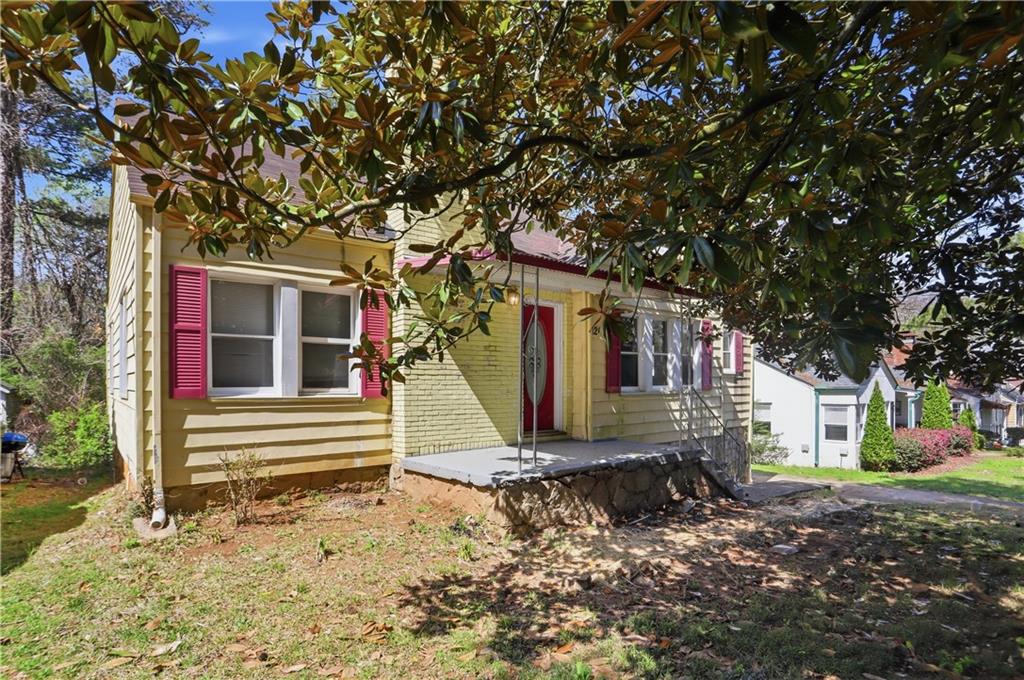 1267 Westridge Road Southwest Atlanta, GA 30311 - Photo 2 of 27