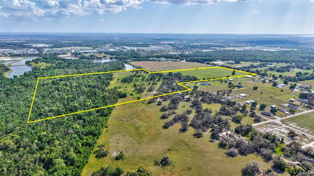 5900 Spencer Parrish Road Parrish, FL 34219 - Photo 5 of 22 a view of a city with an ocean
