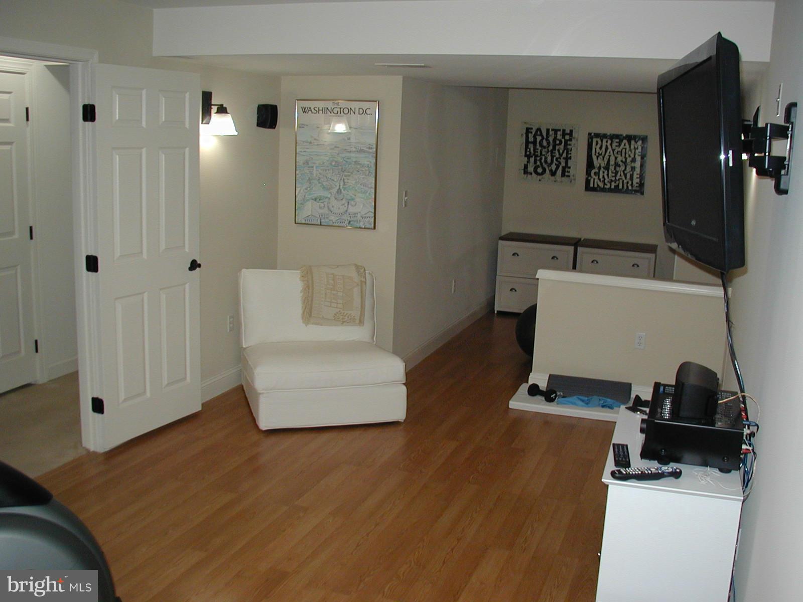 13941 Alderton Road Silver Spring, MD 20906 - Photo 24 of 28 Interior (General)
