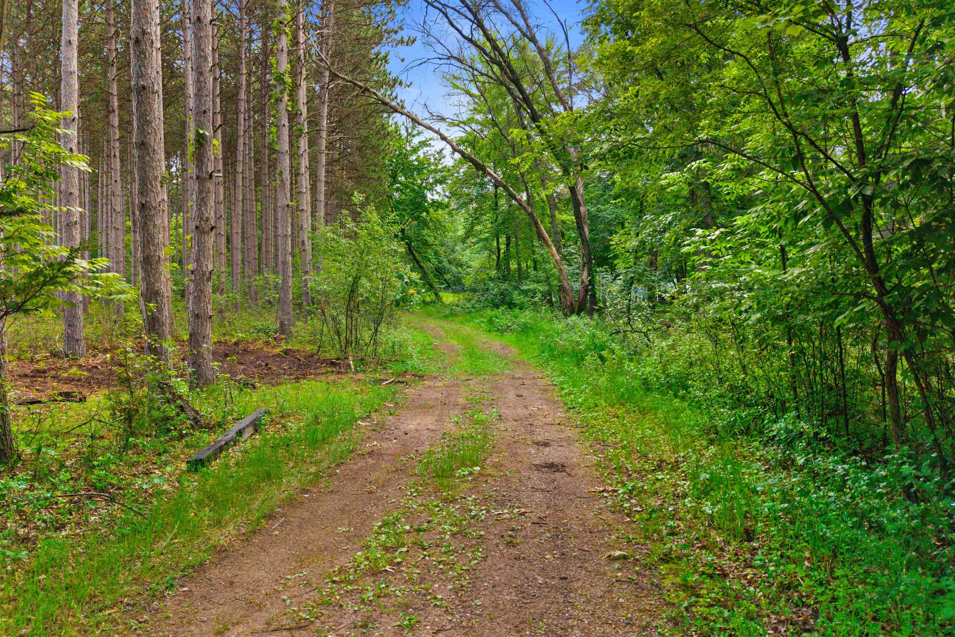 N1032 County Rd EE Redgranite, WI 54970 - Photo 41 of 44